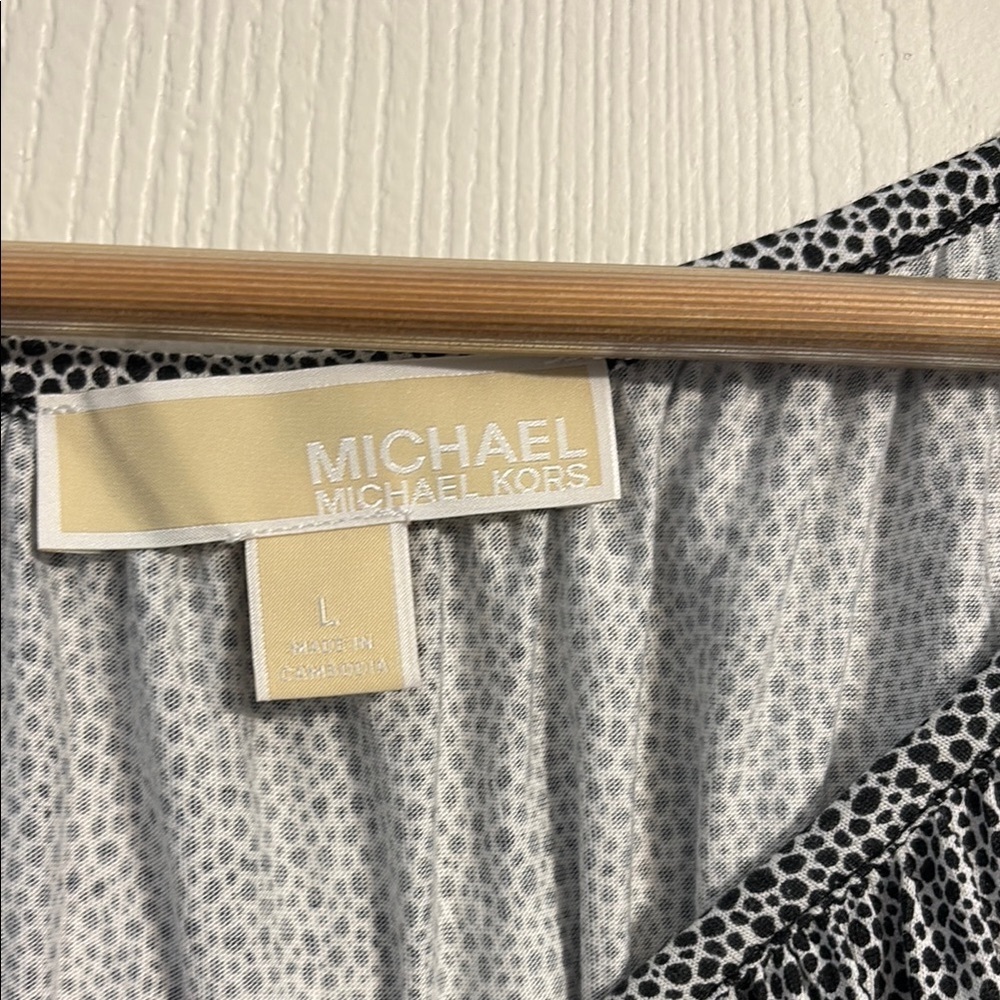 Michael Kors Black and Gray Blouse - Picture 2 of 6